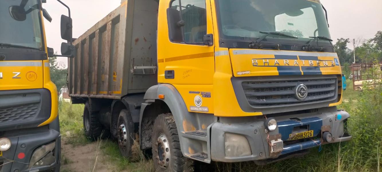 BharatBenz 3128 image 2