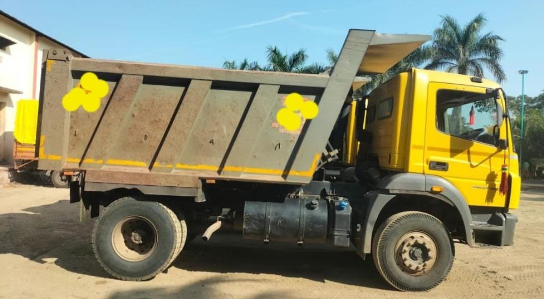 BharatBenz 1923 image 3