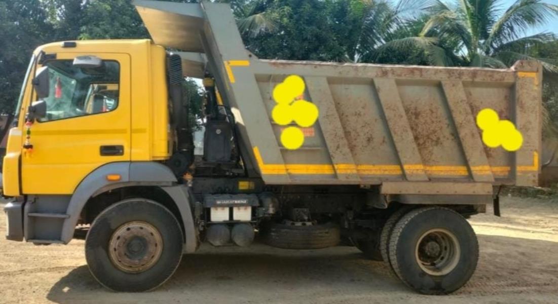 BharatBenz 1923 image 2