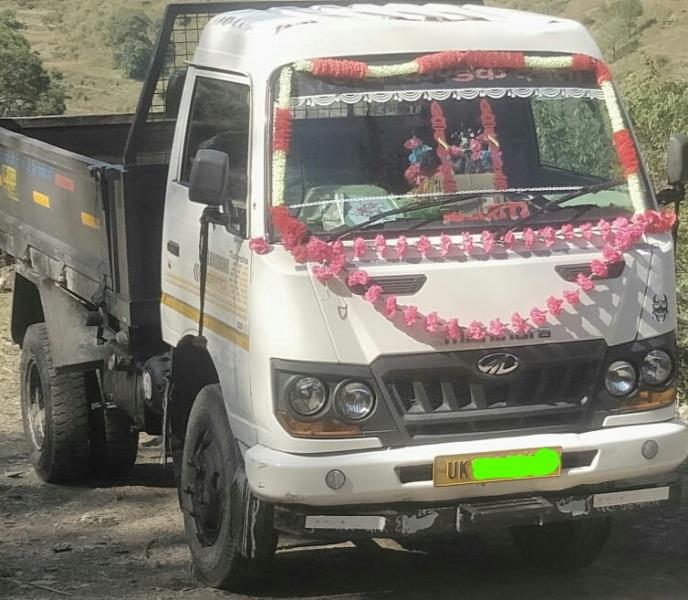 Mahindra Loadking