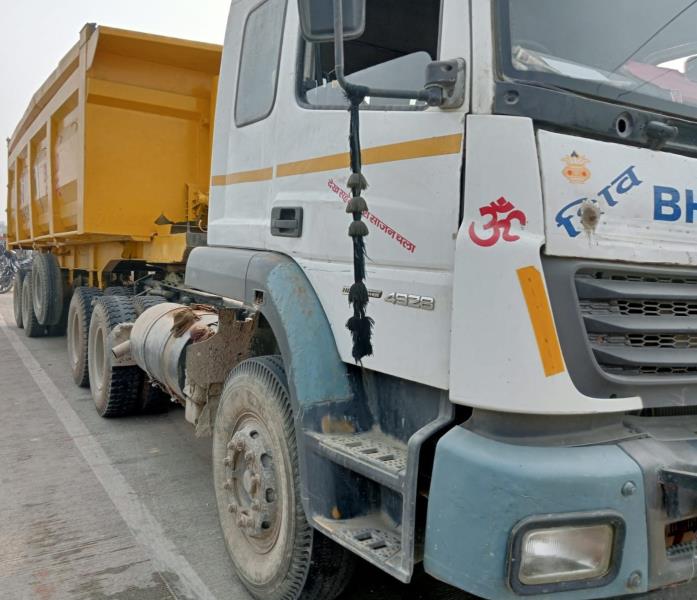 BharatBenz 4928