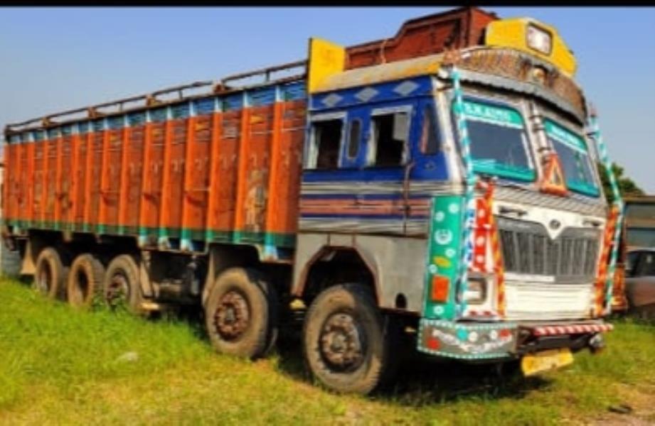 Mahindra Blazo 40