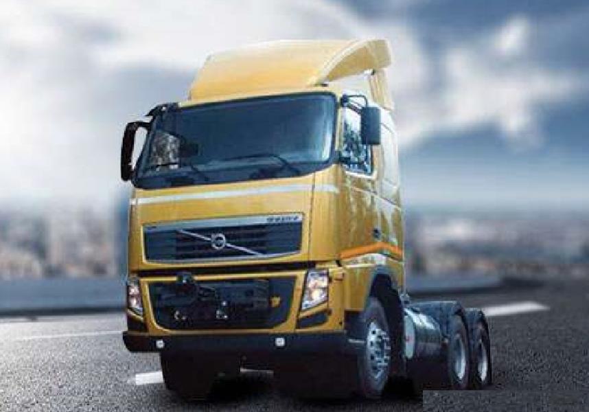Volvo FM 500 6x4 Puller Trucks