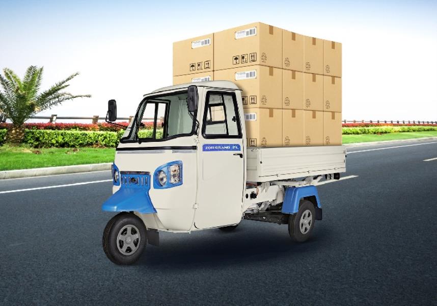 Mahindra Zor Grand Delivery Van