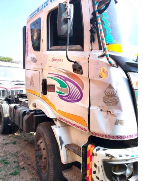 Mahindra Blazo 49 image 2