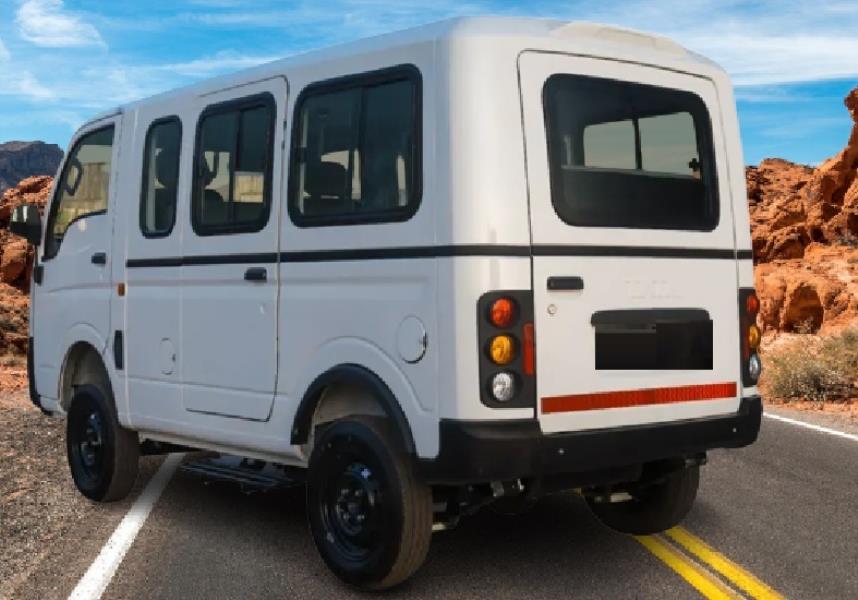 Tata Magic Petrol Small Vehicles