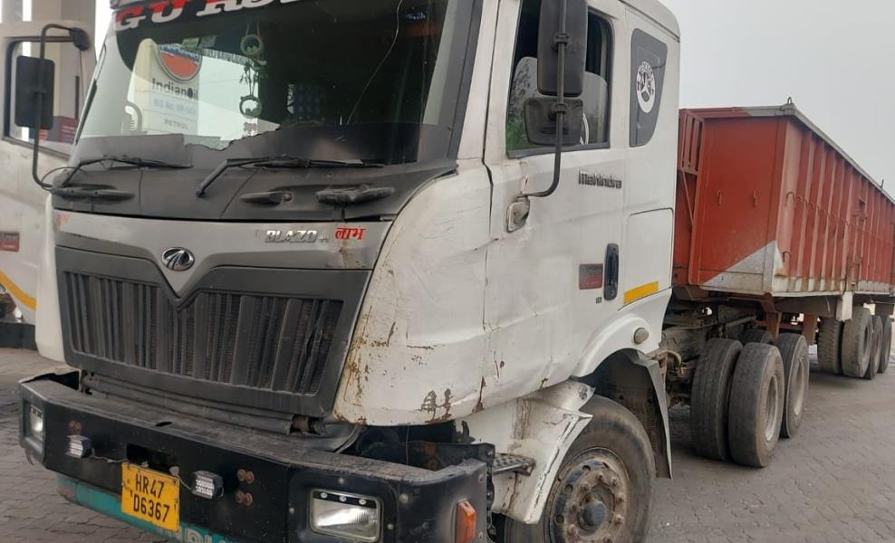 Mahindra Blazo 49
