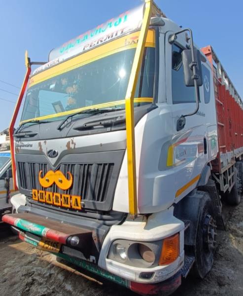 Mahindra Blazo 35