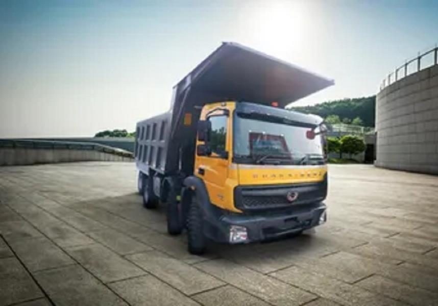 BharatBenz 2832CM Trucks