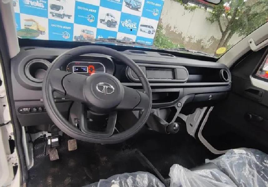 Tata Intra V30 High Deck Small Vehicles