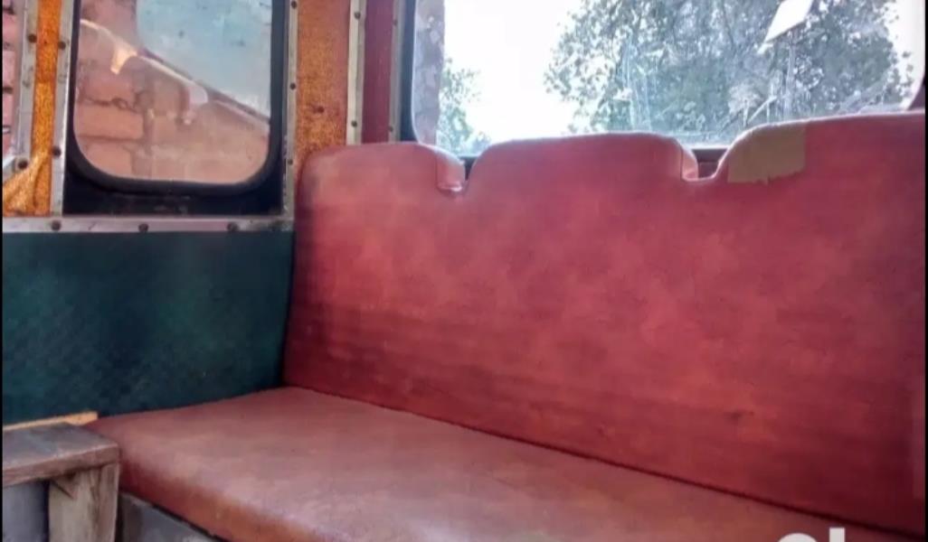 Vikram Passenger image 3