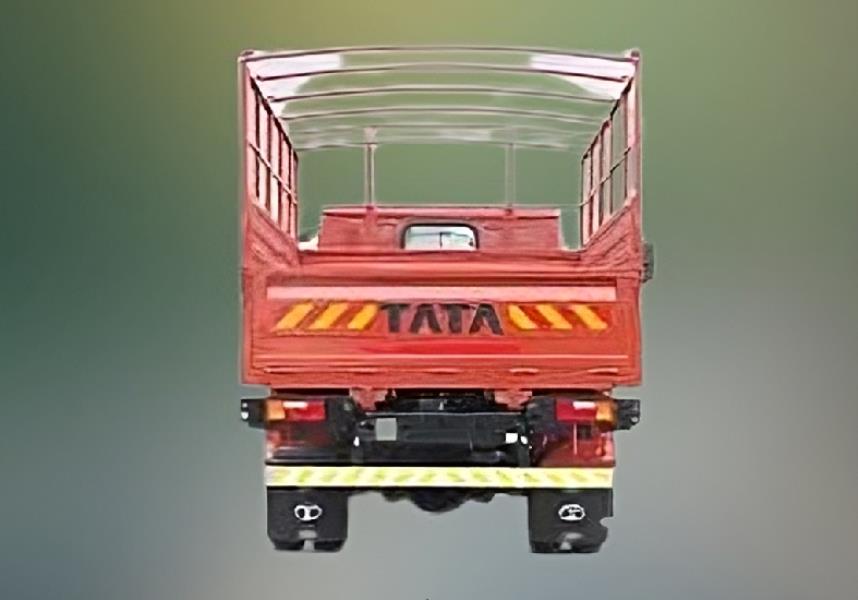 Tata 1616 LPT Sleeper Trucks