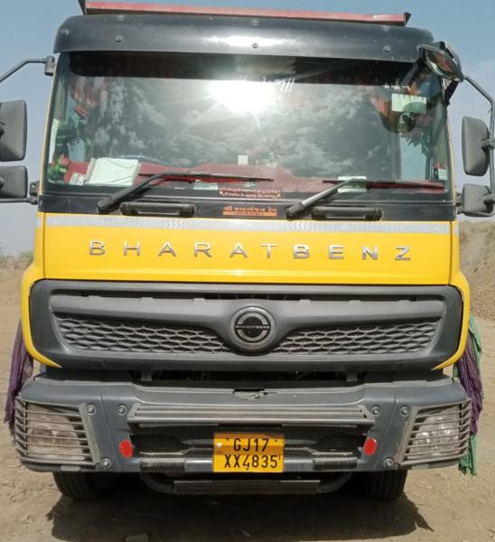 BharatBenz 3528