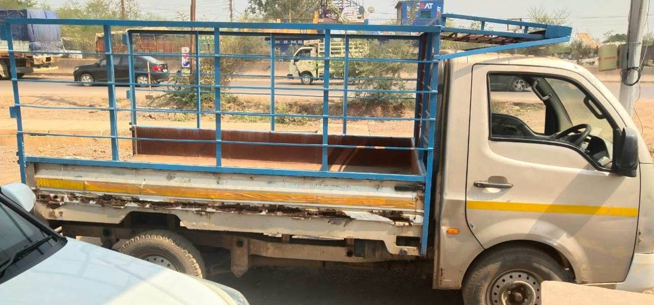 Tata Super Ace image 4