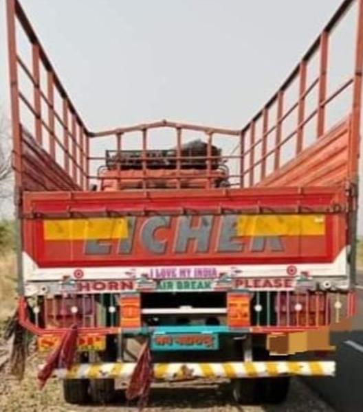 Eicher 3014 image 2