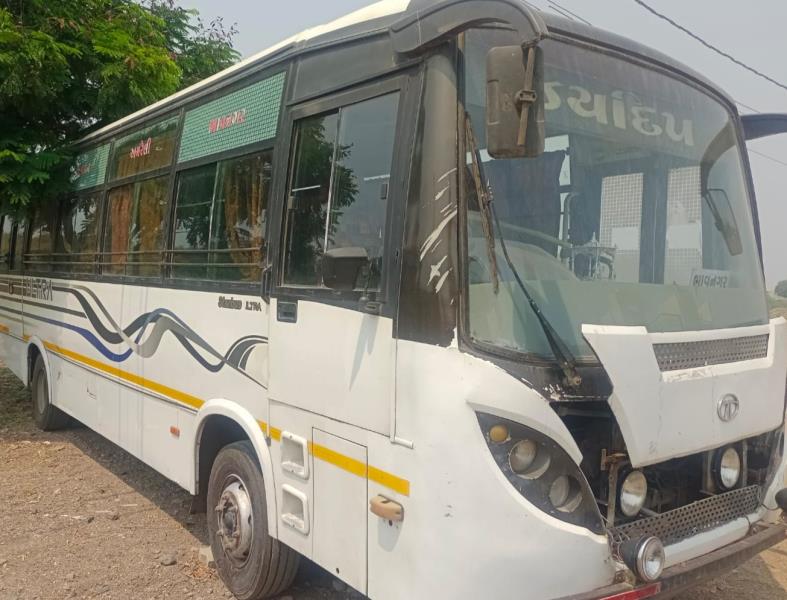 Tata LPO 10.2 Starbus Ultra image 3