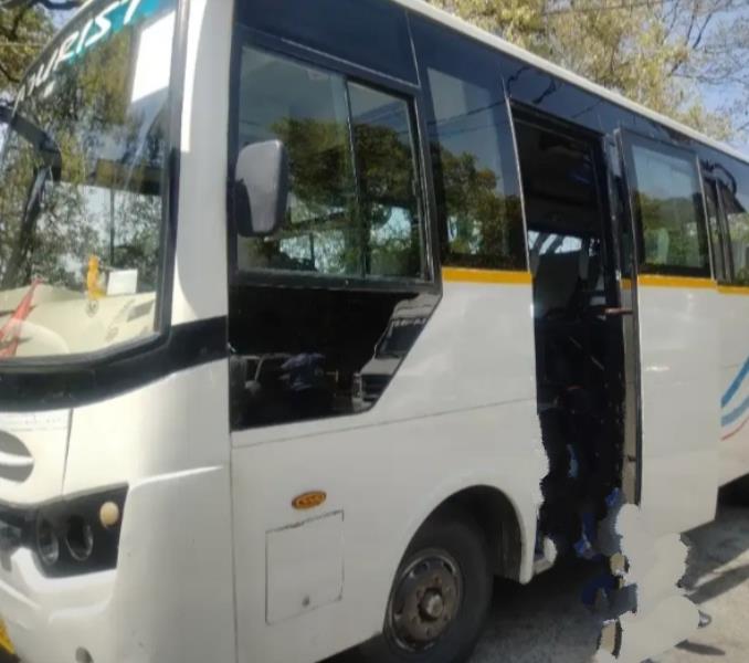 Tata LP 1515 image 3