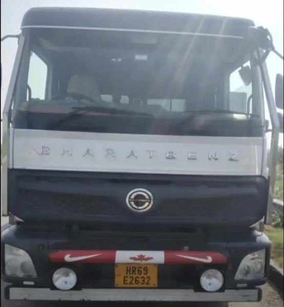 BharatBenz 5528T