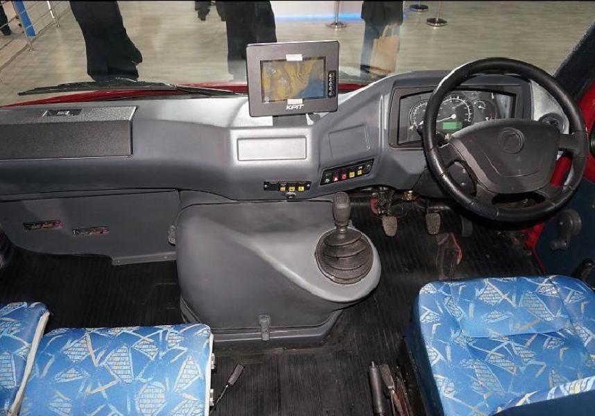Force Traveller 4020 Super: 19 / 20 Seater Small Vehicles