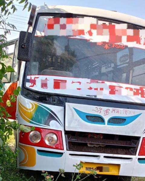 Tata 712