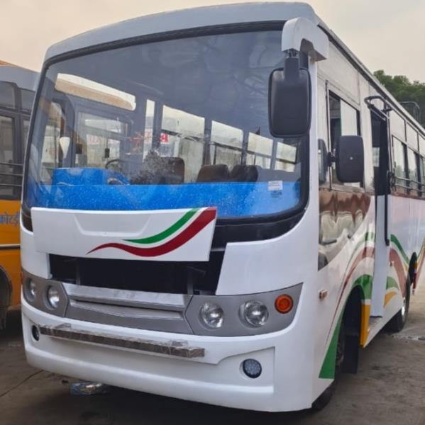 Tata LP 407