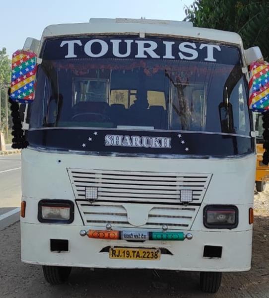 Tata LP 407