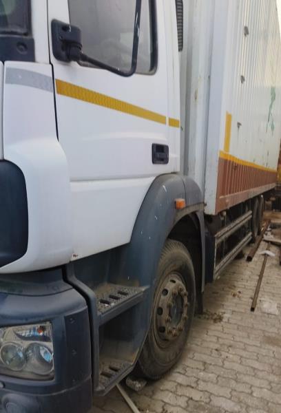 BharatBenz 3528 image 2