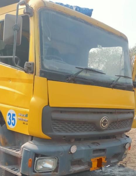 BharatBenz 2528C image 2