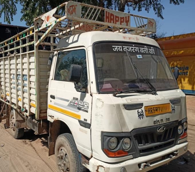 Mahindra Jayo image 3