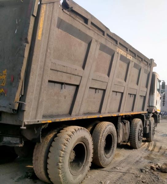 Mahindra Blazo 35 image 2