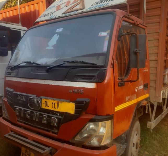Eicher 1075