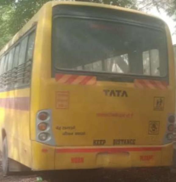Tata LP 1512 image 2