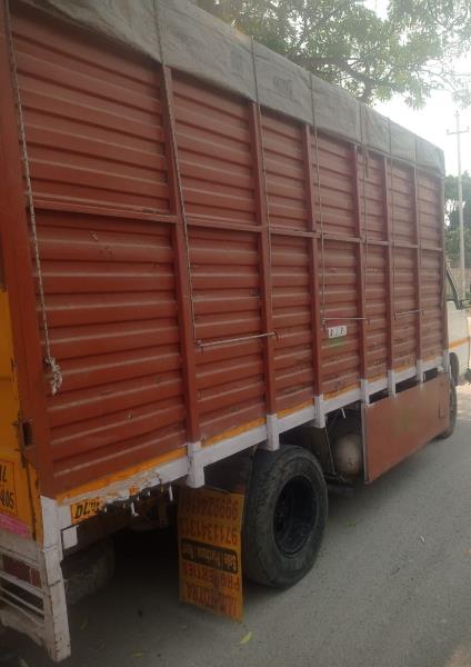 Mahindra Loadking image 2