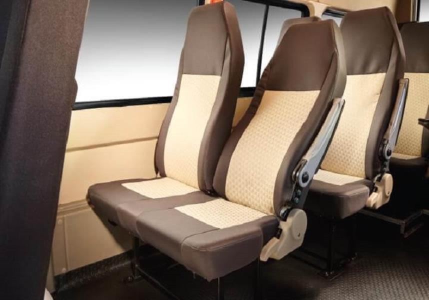 Tata Winger Deluxe 12 / 13 Seater Small Vehicles