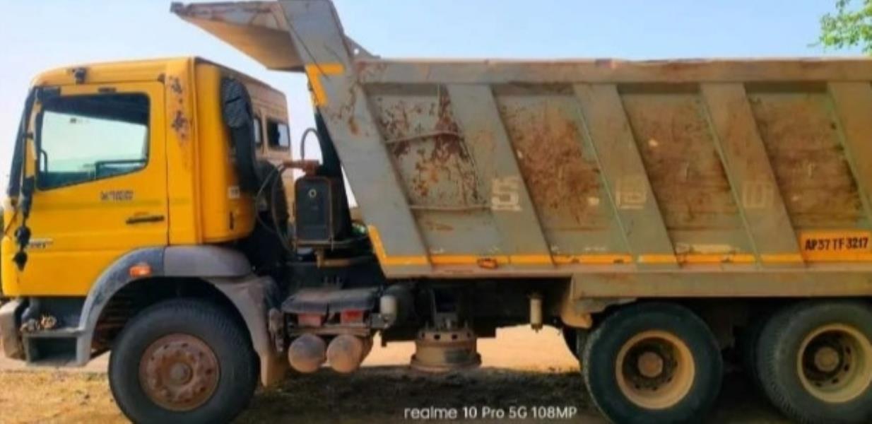 BharatBenz 2528C