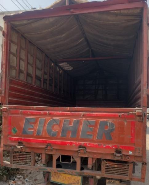 Eicher 1075 image 4