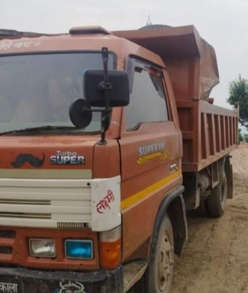 SML Isuzu Super image 2