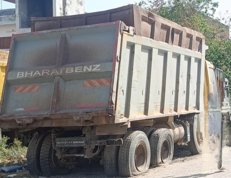 BharatBenz 3128 image 2