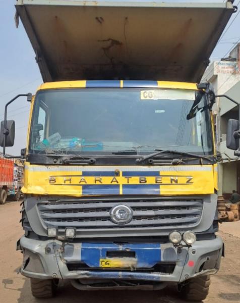 BharatBenz 3528 image 2