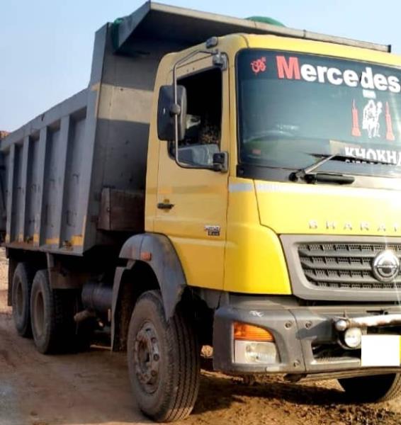 BharatBenz 2528C image 3