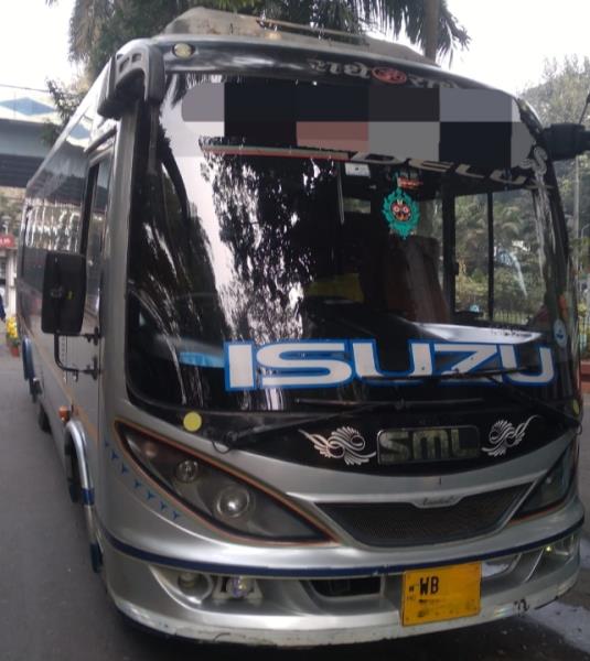SML Isuzu Prestige image 2