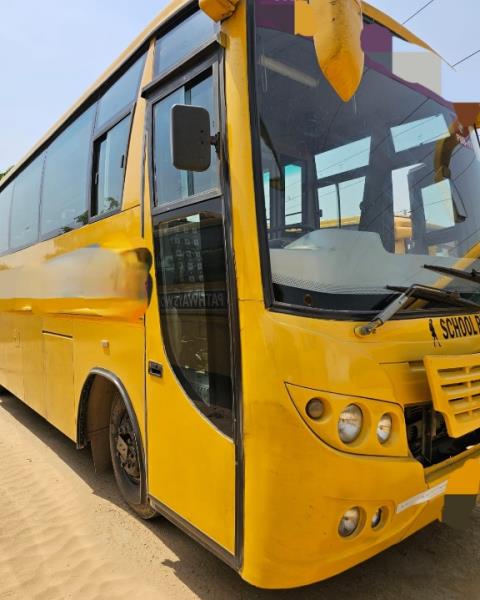 Tata LP 912