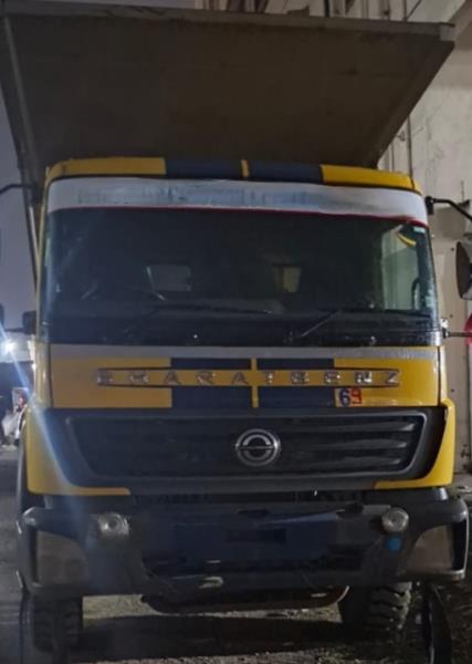 BharatBenz 2528C image 2