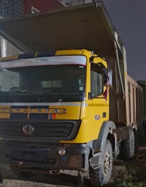 BharatBenz 2528C