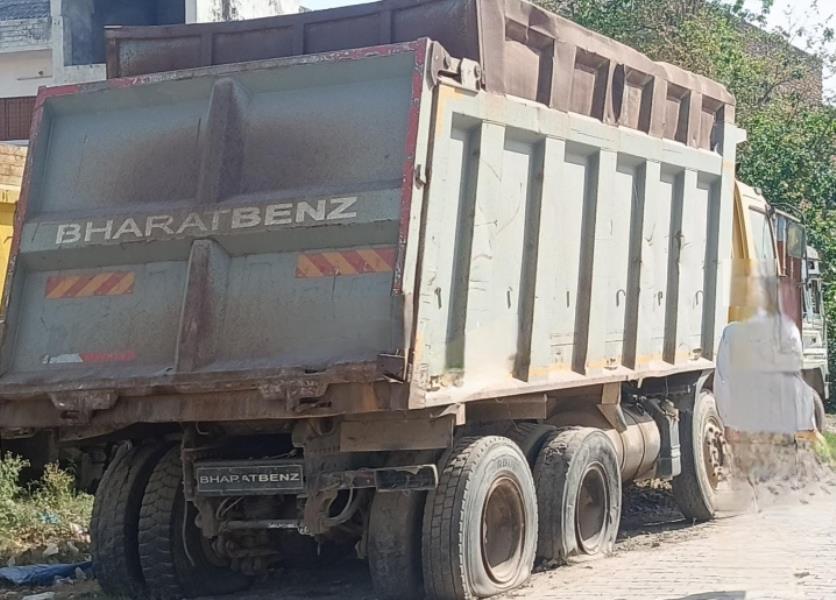 BharatBenz 3128 image 3