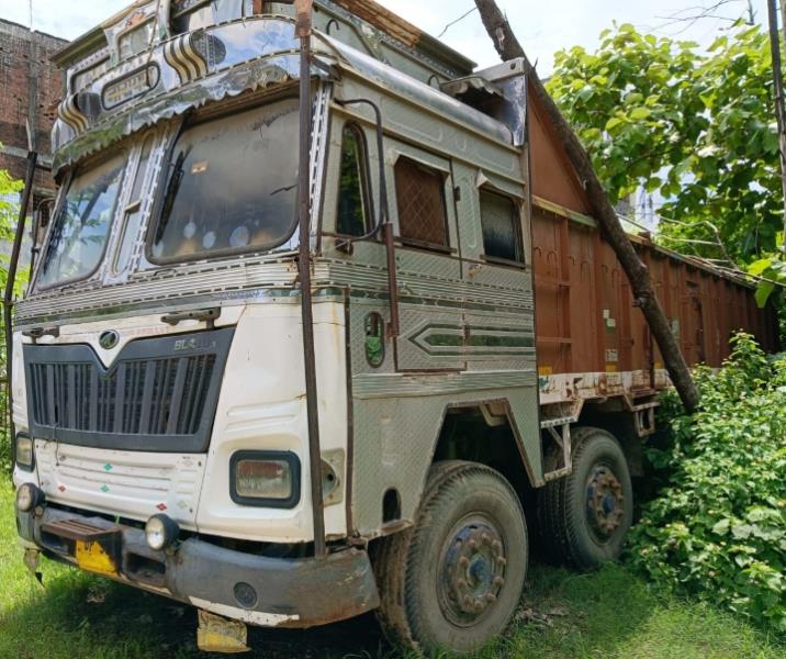 Mahindra Blazo 37