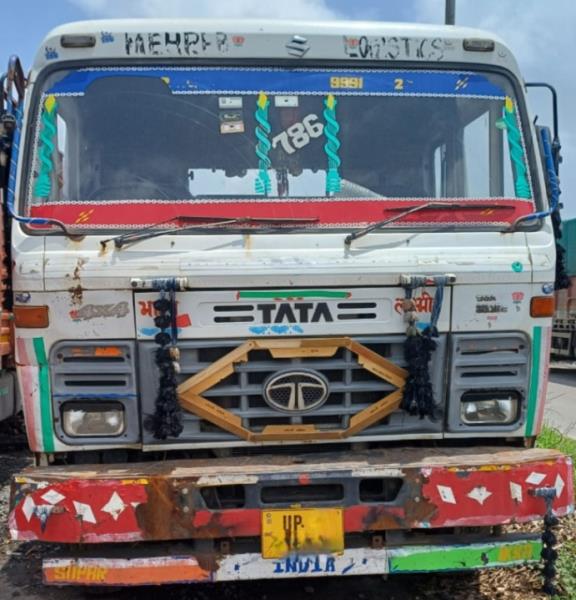 Tata 3518 image 2