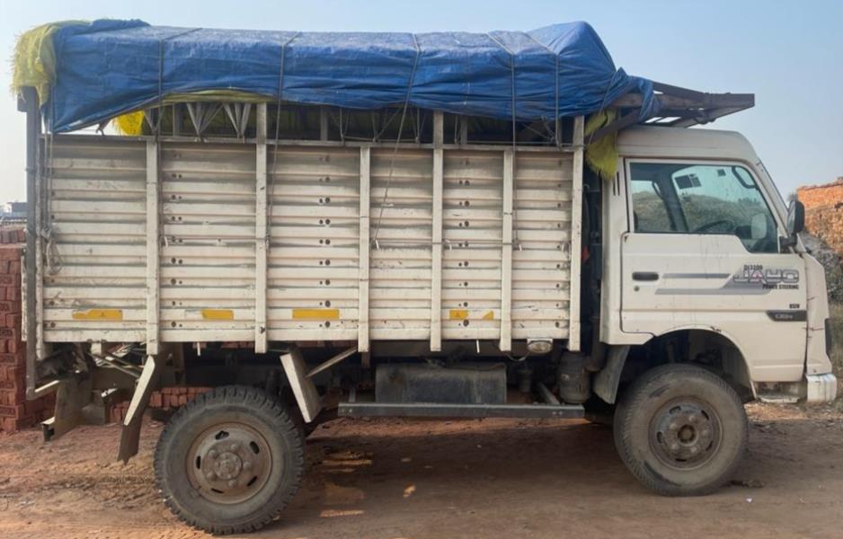 Mahindra Jayo image 2