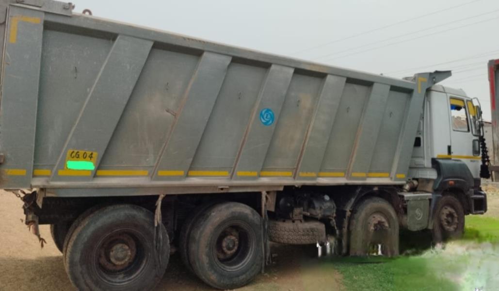 Ashok Leyland 3525 image 3