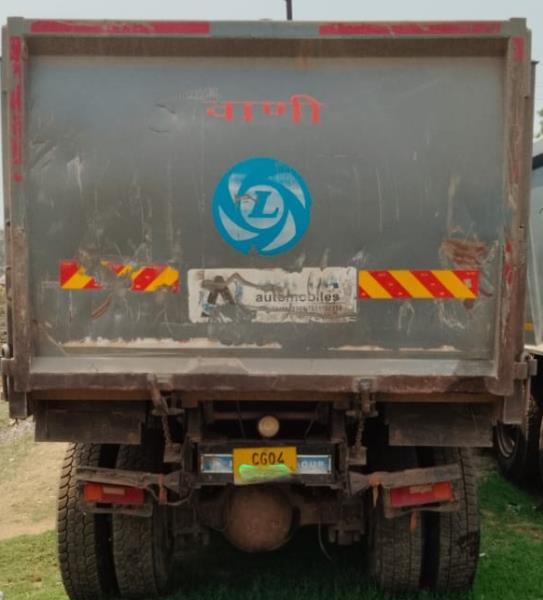 Ashok Leyland 3525 image 4